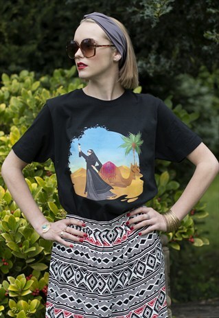 LADY IN THE DESERT DESIGN