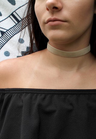 BEIGE VELVET CHOKER