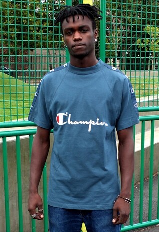 VINTAGE 90S CHAMPION GREEN/BLUE T-SHIRT WITH LOGOS ON SLEEVE