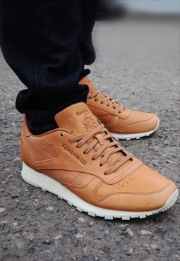 reebok tan trainers