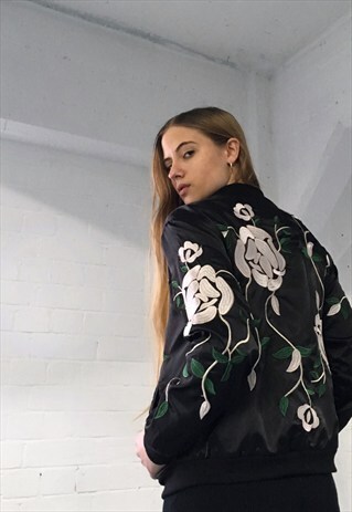 BLACK FLORAL EMBROIDERED BOMBER JACKET