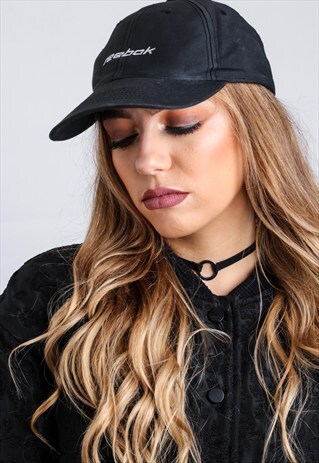 VINTAGE 90'S REEBOK CAP