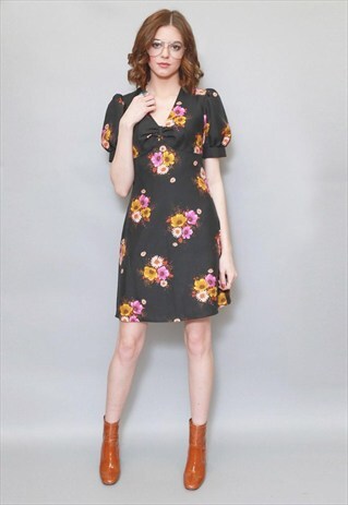VINTAGE 1970'S BLACK FLORAL PRINT TEA DRESS
