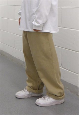 NEW ULTRA BAGGY 90S SKATER JEANS IN SAND / BEIGE
