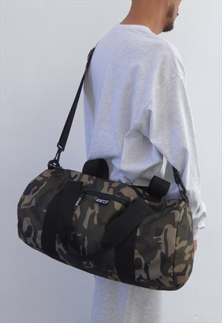 NEW WEEKEND BARREL BAG CAMO