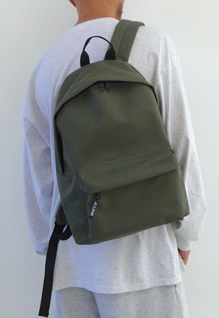 NEW MINIMALIST BACKPACK OLIVE