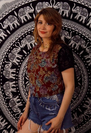 HANDMADE CONTRAST LACE CROP TOP