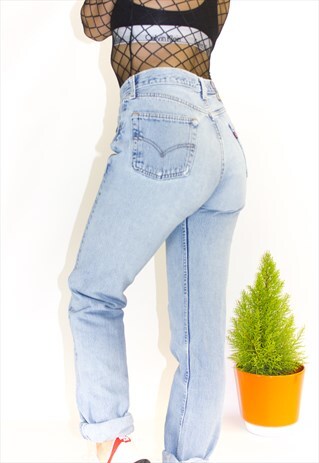 VINTAGE PERFECTLY WASHED OUT 501 LEVI'S JEANS