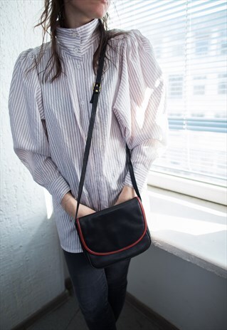 VINTAGE 80'S BLACK LEATHER SHOULDER BAG