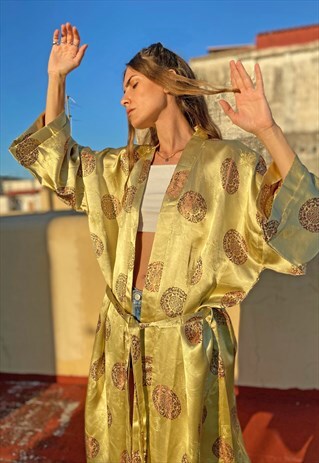 VINTAGE DRAGON EMBROIDERED SATIN GOLDEN KIMONO