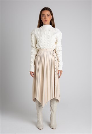 UNEVEN PLEATED SKIRT