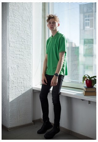 VINTAGE 90'S GREEN SHORT SLEEVED POLO SHIRT