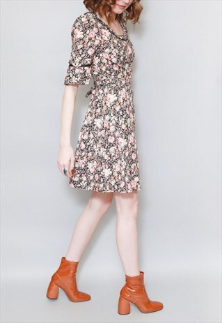 VINTAGE 1970'S PINK AND BLACK FLORAL DRESS