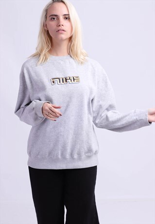 VINTAGE NIKE SWEATSHIRT