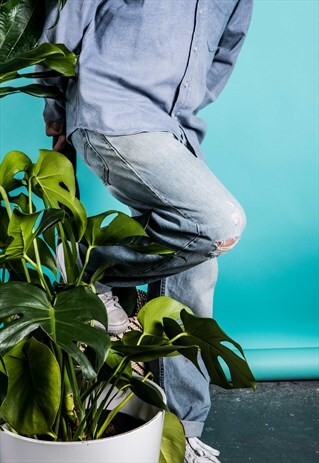 VINTAGE BLUE LEVI'S 569 RIPPED JEANS