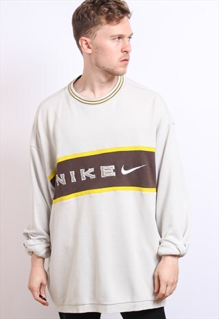 VINTAGE NIKE SWEATSHIRT