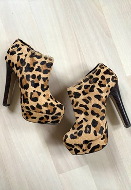 Y2K Leopard/Cheetah Print Heeled Boots