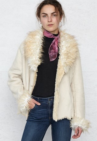 VINTAGE BEIGE SHEARLING JACKET