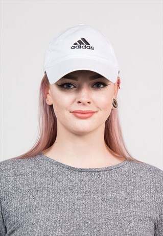 VINTAGE WHITE ADIDAS CAP