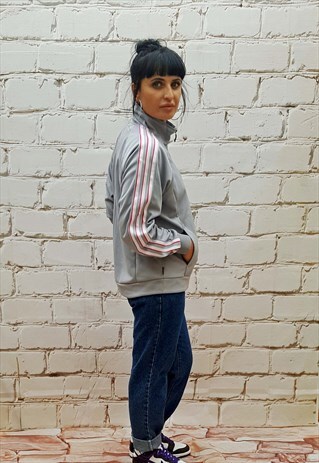 VINTAGE ADIDAS SPORTSWEAR