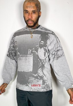 Levi's friends sweatshirt