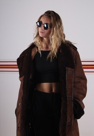 SHEEPSKIN WITH LEATHER TRIM