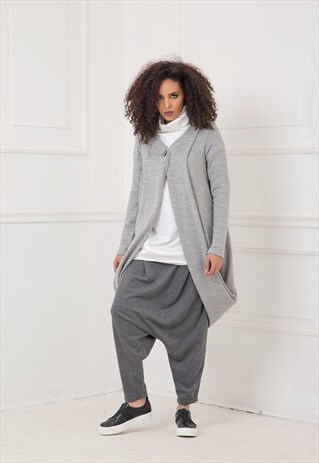 GRAY CARDIGAN
