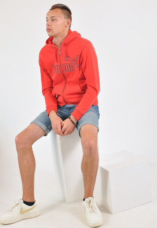 garment image