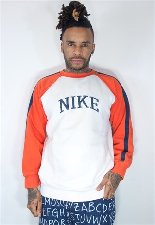 NIKE EMBROIDED SWEATSHIRT