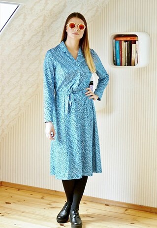 BLUE WHITE AND BLACK DOTS BELTED DRESS