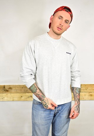 TRUE VINTAGE 90S REEBOK GREY SWEATER