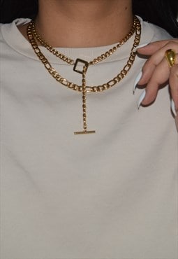 CEASER. Gold T Bar Toggle Chain Necklace