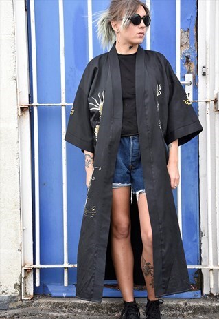 VINTAGE AUTHENTIC JAPANESE MIDI LENGTH KIMONO DRAGON MOTIF