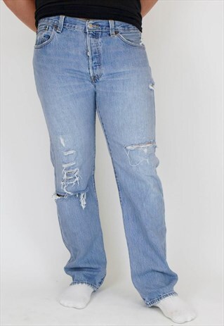 VINTAGE LEVI'S DISTRESSED 501 JEANS
