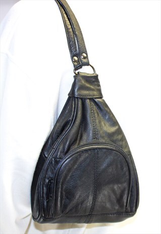 VINTAGE LEATHER MINI BACKPACK / PURSE
