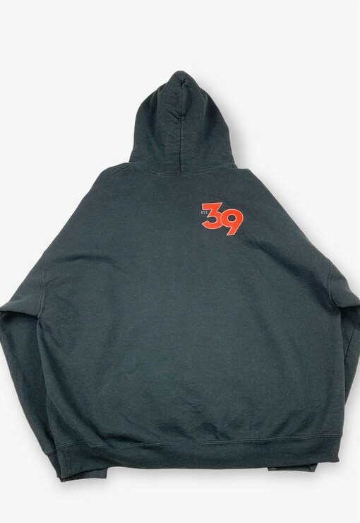 garment image