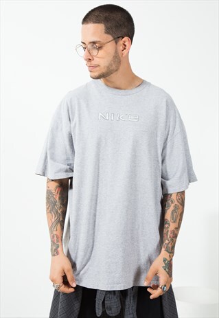 VINTAGE NIKE SPORT T-SHIRT / S5108