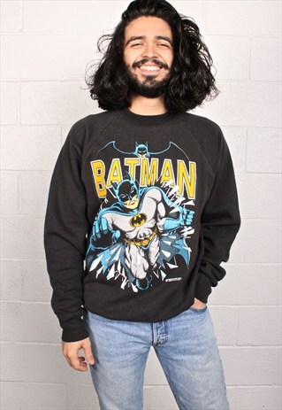 BAD ASS 90'S BATMAN GRAPHIC PULLOVER