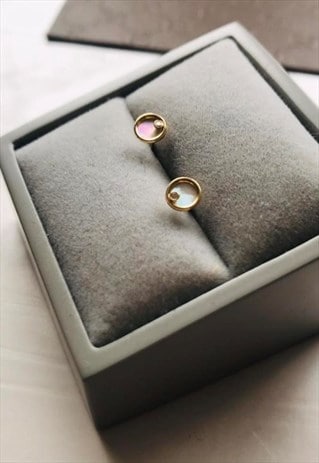 9CT YELLOW GOLD CZ & MOTHER OF PEARL CIRCLE STUD EARRINGS