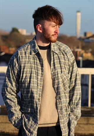 VINTAGE OVERSIZED // 90'S // CASUAL SHIRT