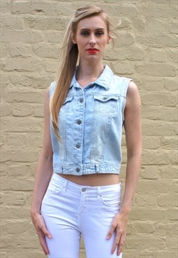 Sleeveless jean jacket