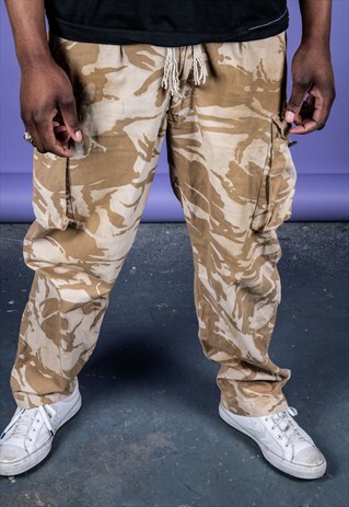 VINTAGE COMBAT TROUSERS IN BEIGE DESERT CAMO PATTERN