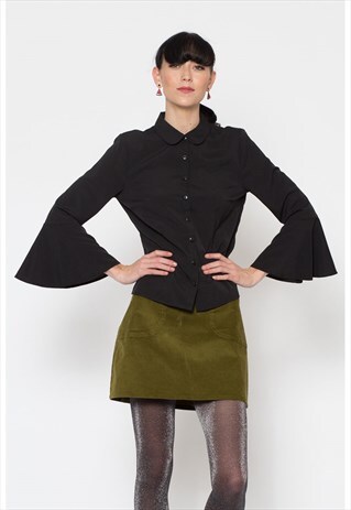 BLACK FITTED BLOUSE WITH 3/4 LENGTH FLARED RUFFLE SLEEVES