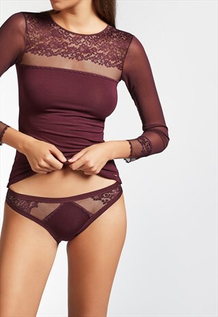 T-SHIRT WITH TULLE SLEEVES WITH LACE KNICKERS