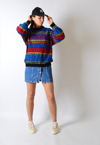 VINTAGE 90S COLOURFUL STRIPED AZTEC KNIT JUMPER