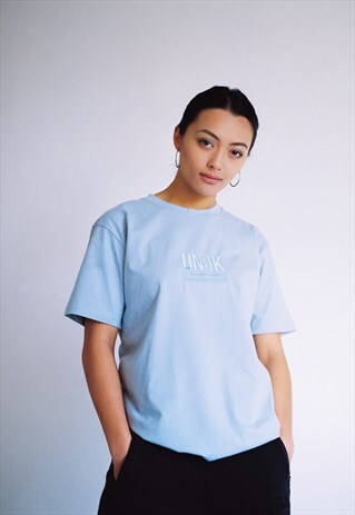 ESSENTIALS PREMIUM - PASTEL PEACH EMBROIDERED TEE