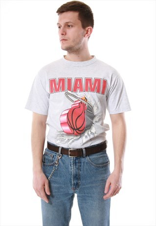 90S VINTAGE NUTMEG MILLS MIAMI NBA OLDSCHOOL T-SHIRT 13600