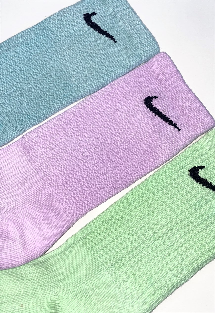 pastel coloured nike socks