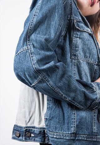 VINTAGE 1990S BLUE DENIM JACKET