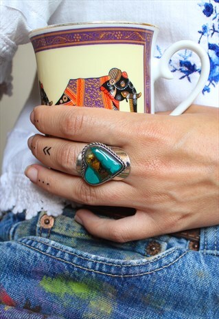 ADJUSTABLE TEAL HEART GLASS RING